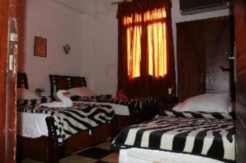 Family Palace Hostel image 16